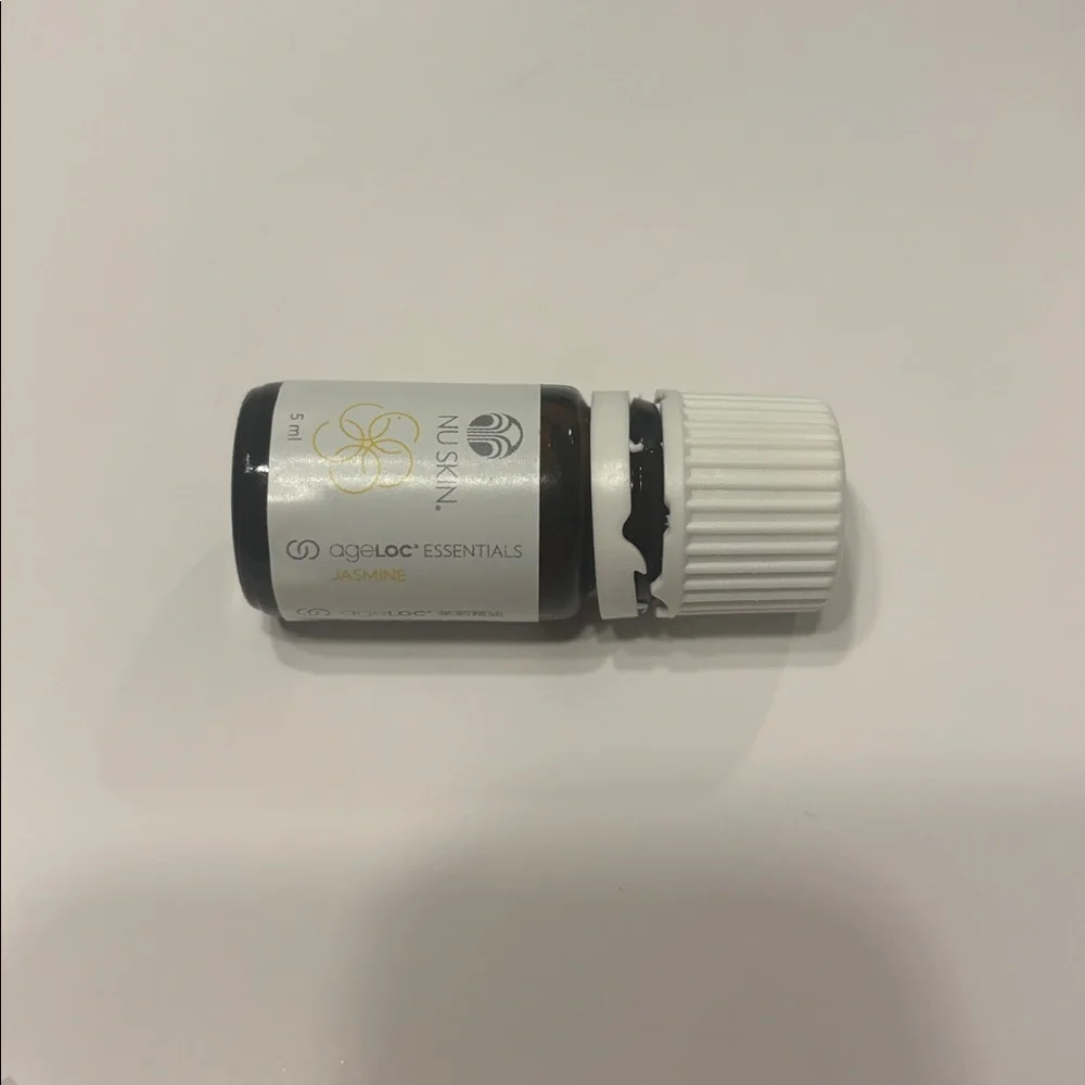 Nu Skin ageloc essentials jasmine Face Oil 5ml